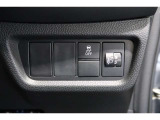【横滑り防止装置】ドライバーの安全運転をアシストしてくれる装備が充実しています☆ドライバーの不安を安心へと変えてくれますね。