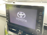 【メーカー純正ナビ】インテリアに溶け込むスタイリッシュな「専用設計」メーカーナビを装備♪視認性や操作性など基本性能にも優れ、より上質なカーライフをお楽しみいただけます。