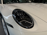 ご納車後は最寄りのポルシェセンターにてメンテナンス、保証をお受けいただけます。