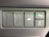 【パワーバックドア】スマートキーや運転席のボタンを押すだけでリアゲートが自動で開閉します!荷物を持っている時や、高い位置にあるバックドアを閉める際に便利な機能です♪