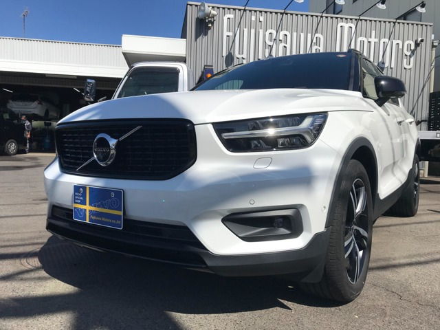 XC40 B4 AWD Rデザイン 4WD