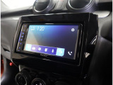 スマホと連携も可能なディスプレイオーディオ☆ AV機能:AM/FMラジオ・CD・Bluetooth・USB