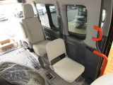 電動リフト★ストレチャー搭載◆10人乗り◆車椅子2名仕様です。