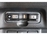 ETC2.0の車載機搭載です!!ETCカードを挿入すれば料金所はノンストップで通過できます。ETC限定の割引や、高速道路の情報提供サービスを利用できます♪