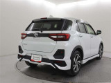 荷物をたっぷり載せて広々ドライビング♪夏でも冬でも、アウトドアやショッピングを思い切り楽しみましょう!