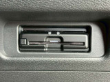 今では必需品のETCもパネルデザインにフィットするビルトインタイプなので、見た目もスッキリとしています