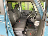 運転席シート廻りは使用感も少なく、良好な状態となっています。丁寧に使われていたことがよくわかりますね。
