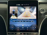 360&deg;カメラシステムを装備。車両周囲を確認しやすく、駐車時の安心感を高めます。