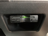 高速道路に乗るときは必需品です。有料道路の料金をキャシュレス ノンストップで通過できます。ETCカードは現在使用中のもので大丈夫です。