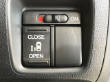 【パワースライドドア】スマートキーや運転席のスイッチでスライドドアの開閉が可能♪電動だから力を入れてドアを開ける必要が無く、小さいお子様でも、重い荷物を持っている時もラクに開け閉めできます♪