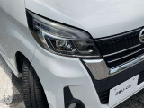 LEDヘッドランプ仕様。シャープな白光色のLEDランプを採用しました。夜の視界を明るくしてくれます。