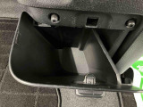3.「認定中古車カルテ」は、走行距離や修復歴に加えてキズ・凹みの有無・状態や消耗品の交換、過去の整備状況がわかります。