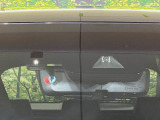【トヨタセーフティセンス】走行中に前方の車両等を認識し、衝突しそうな時は警報とブレーキで衝突回避と被害軽減をアシスト。より安全にドライブをお楽しみいただけます。
