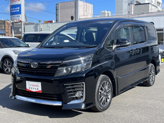 トヨタ ヴォクシー 