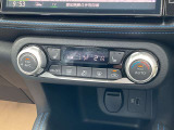 オートエアコンです。温度設定だけで自動的に室内を快適空間にしてくれます。