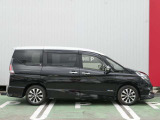 『サイドシルエット』運転席側写真になります。