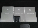 キーを携帯していればリクエストスイッチを押すだけでドアの開錠・施錠が可能です。しかもキーを差し込むことなくエンジンの始動・停止も可能です。取扱説明書・メンテナンスノートが揃っていますので安心です。