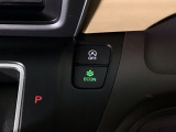 ★ECONスイッチ★ エコドライブを加速しよう!スイッチをONにすると、運転の仕方によるロスを抑え込み燃費をよくするようクルマが頑張ります(*^ー^*)燃費向上にチャレンジ♪