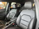 GLAクラス GLA220 4マチック 4WD 