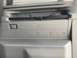 荷室の側面にはメモリがあり仕事にも最適ですね♪