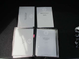取扱説明書、保証書なども揃っています。