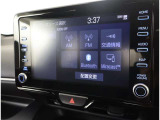 純正ナビを装備。タッチパネル式で使いやすく、お出かけもラクラクです。