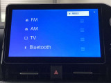 ブルートゥースに接続することにより、スマホに入ったお気に入りの音楽を車内で楽しむことができます♪あると本当に便利な機能になっています!