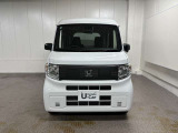 安心感のあるタフタホワイトカラーのお車です。