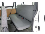 ■車内クリーニング■専門スタッフが見えないところまで徹底洗浄!車内のニオイもリフレッシュ!目に見えないところまで美しくがモットーです。だから、当店の中古車は内装にも自信があります!