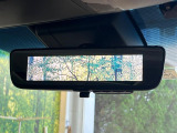 【デジタルインナーミラー】後席の大きな荷物や同乗者で後方が確認しづらい時でも安心!カメラが撮影した車両後方の映像をルームミラー内に表示。クリアな視界で状況の確認が可能です!