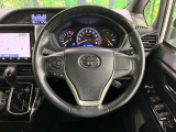【クルーズコントロール】高速道路もラクラク走行。アクセルを離しても一定速度で走行ができ、長距離運転時の負担を軽減!加速・減速も簡単なスイッチ操作で調整できます。