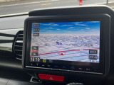 ナビ画面のアップ写真です。フルセグTV・Bluetoothオーディオ・CD・DVDビデオ再生が可能です。