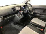 前方の見通しが良いすっきりした視界、誰でも扱いやすく運転できます。疲れにくく安心ドライブを更に快適なものにします!
