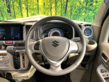 【純正革巻きステアリング】上質な革を使用することで、手にしっかり馴染みとても運転しやすいハンドルです♪