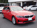 BMW在庫保有台数常時100台以上!ご来店の際はBMW本店(厚木市下荻野140-1)にご来店ください!弊社自慢の全天候型ショールーム!BMW在庫保有台数常時100台以上ございます!