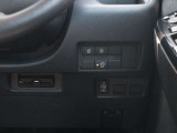 リヤドアは、両側電動スライドドアとなっており、運転席に座っていながら開閉の操作が行えます♪