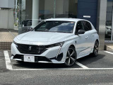 新デザインの308には、個性と躍動的で滑らかなプロポーションを感じさせます。