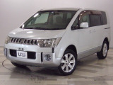 ホンダカーズ東京中央U-Select三鷹店へようこそ。当社下取りした車です。純正フロントカメラはケンウッド製ナビとの互換性がないのか使えませんが現状販売とさせていただきます