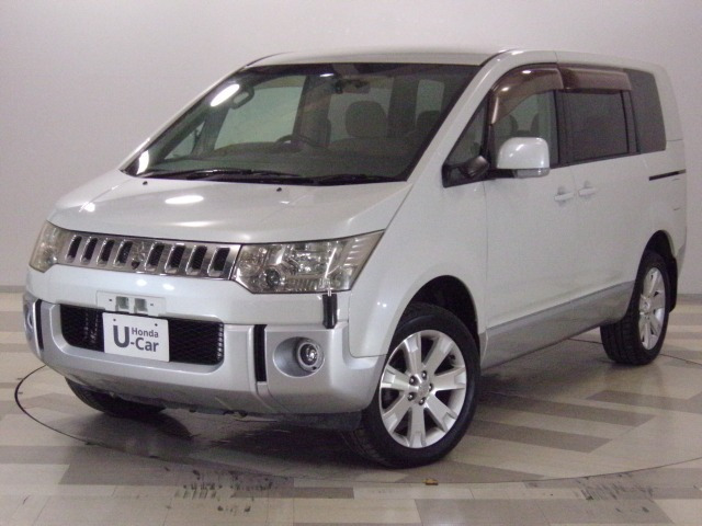 デリカD:5 2.4 G ナビパッケージ 4WD
