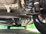 お車を安心してお乗りいただく為には、足回りの定期点検が欠かせません。サービスサポート(有償保証)では無料点検もご提供しており、安心のカーライフをお過ごしいただけるサポート体制が整っています。