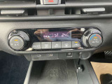 運転席回りのスイッチ類です。