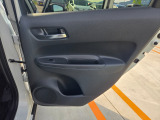 運転席後ろのドアです。