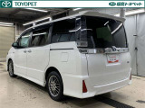 「中古車ハイブリッド保証」付き。ハイブリッド機構を無償で保証します。保証期間は、初度登録年月から10年目まで、またはロングラン保証が終わってから3年間。ただし累計走行距離が20万km以内です。