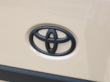 リア TOYOTAエンブレム艶無しブラックペイント済み!!