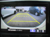 バックカメラのお写真です。駐車が苦手な方でも楽に駐車が行えますね♪