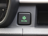 ECONスイッチの効果とあなたの運転で、クルマと力をあわせ「燃費向上=ガソリン代の節約=CO2 削減」のチャレンジをお楽しみください。