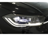 LEDヘッドライト+LEDテールランプ付き。高い視認性を確保しながら、消費電力の少なさと長寿命を実現させた次世代のライトです。