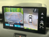 【全周囲カメラ】専用のカメラにより、上から見下ろしたような視点で360度クルマの周囲を確認することができます☆死角部分も確認しやすく、狭い場所での切り返しや駐車もスムーズに行えます。