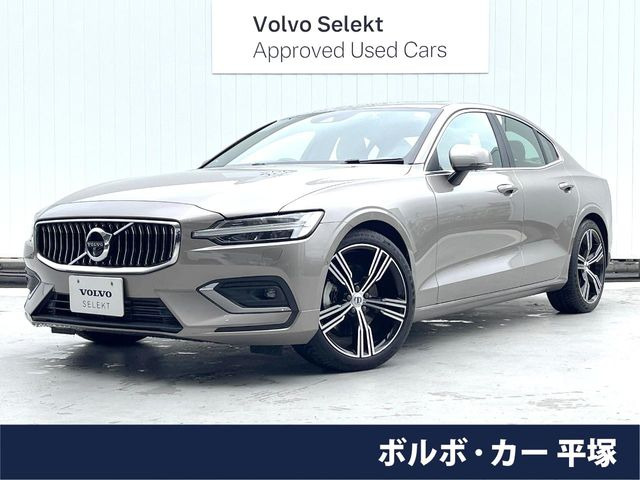 V60 T5 インスクリプション