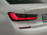BMW伝統のL字型テールライト